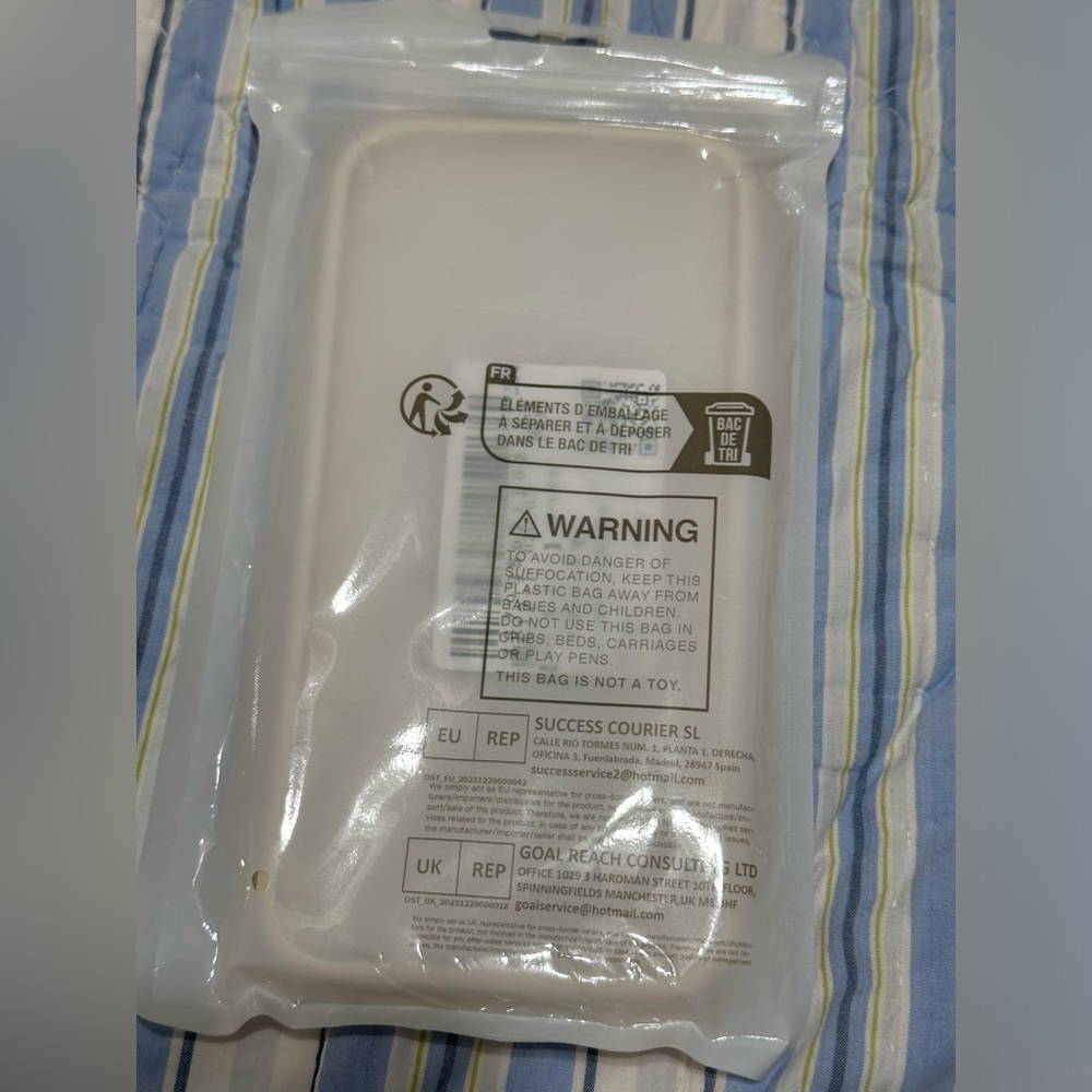iPhone14 pro case - Picture 3 of 4